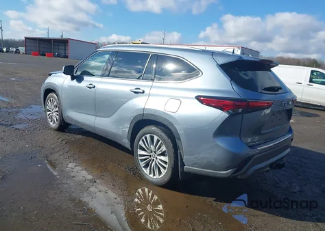 2023 Toyota Highlander Hybrid Platinum from USA, damaged, VIN 5TDEBRCH0PS106476